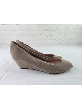 Shoe Box New York Taupe Peep Toe Wedge Women's Size 11 B